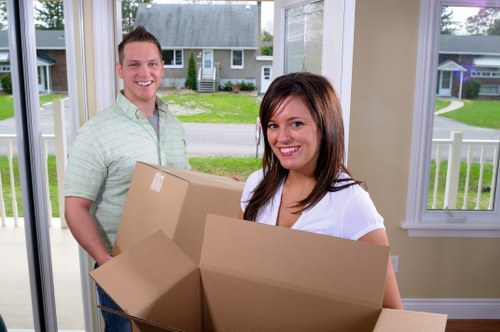 Residential moving logistics for Roehampton streets