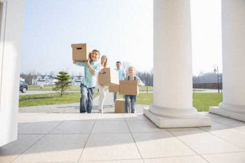 Removal van support for a home move in Roehampton
